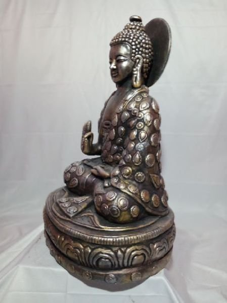 Buddha Moon Statue 06
