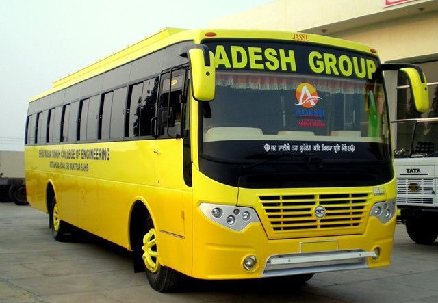 School & College Bus 02