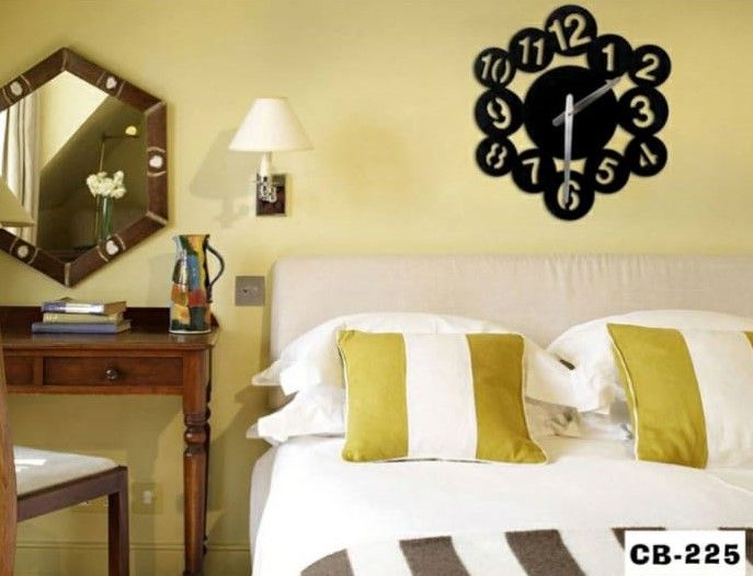 Black Wall Clock