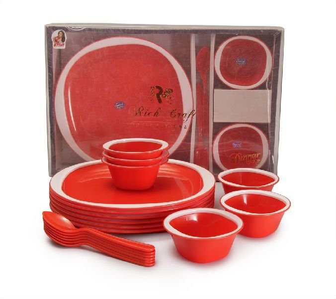 1281 - 18 Pcs Family Circle Plastic Dinner Set