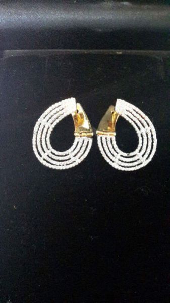 Ladies Gold Bali Earrings 01