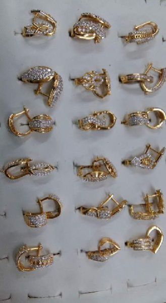 Ladies Gold Bali Earrings 06