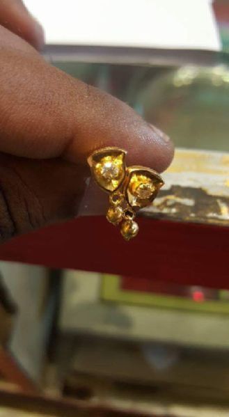 Ladies Gold Bali Earrings 15