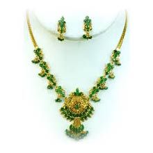 Emerald Necklace Set