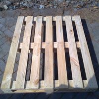 Four Way Pine Wood Pallet 02