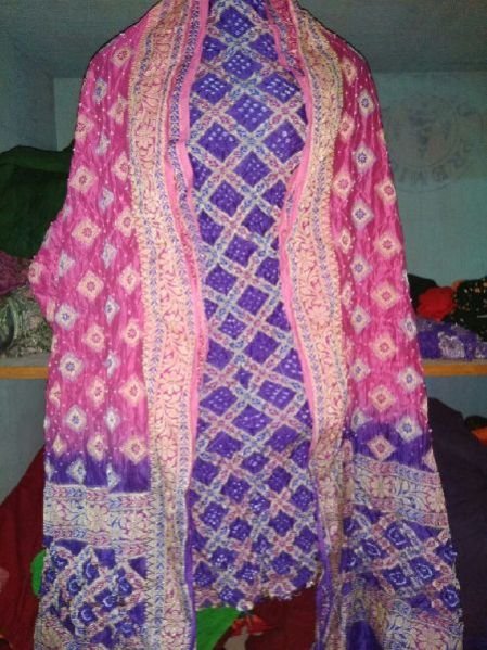 Ladies Gadwal Silk Suit Material 04