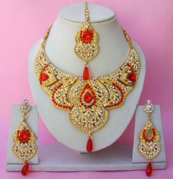Artificial Necklace Set 01