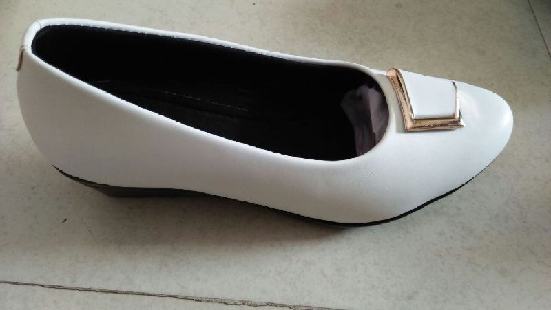 Ladies Belly Shoes 24