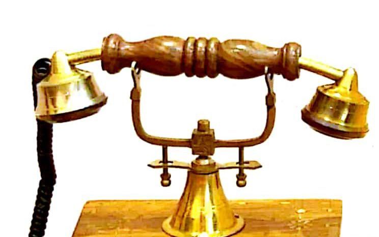 Antique Telephone 01