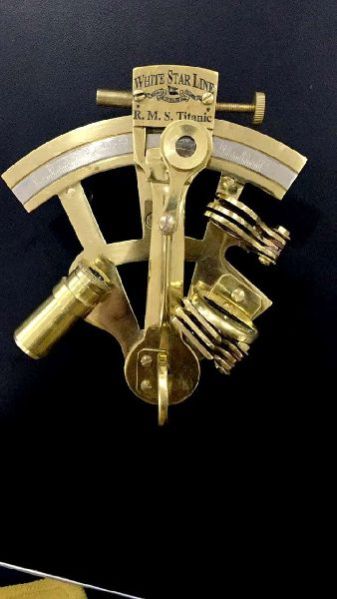 Nautical Sextant 03