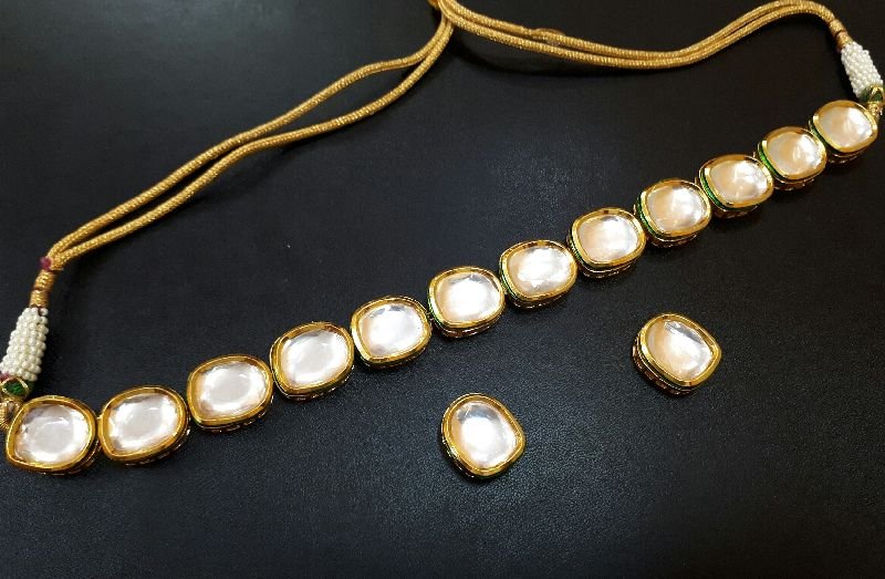 AN-130C Kundan Choker