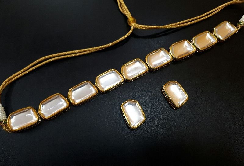AN-130F Kundan Choker