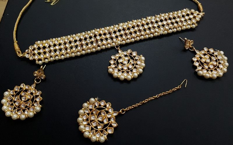 AN-64 Kundan Choker