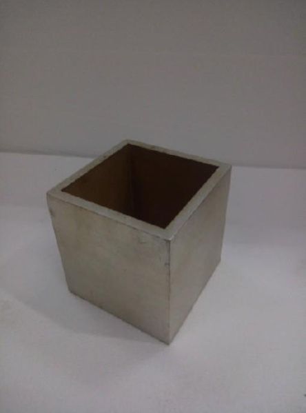 Container Box 12