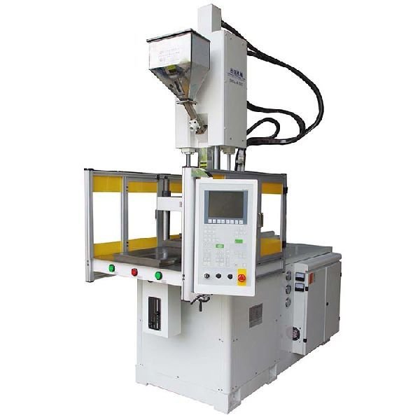 Vertical Injection Moulding Machine 04
