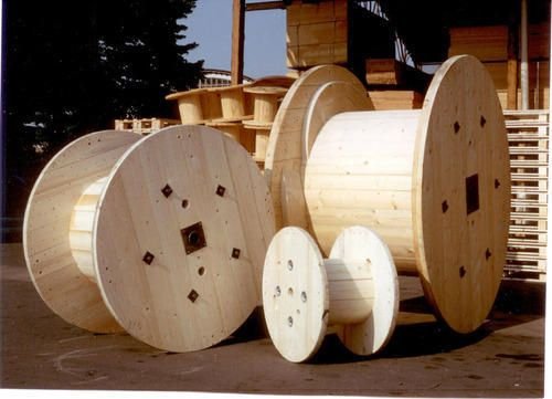 Wooden Cable Drum 02