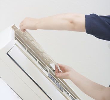 Air Condition Repairing Service 02