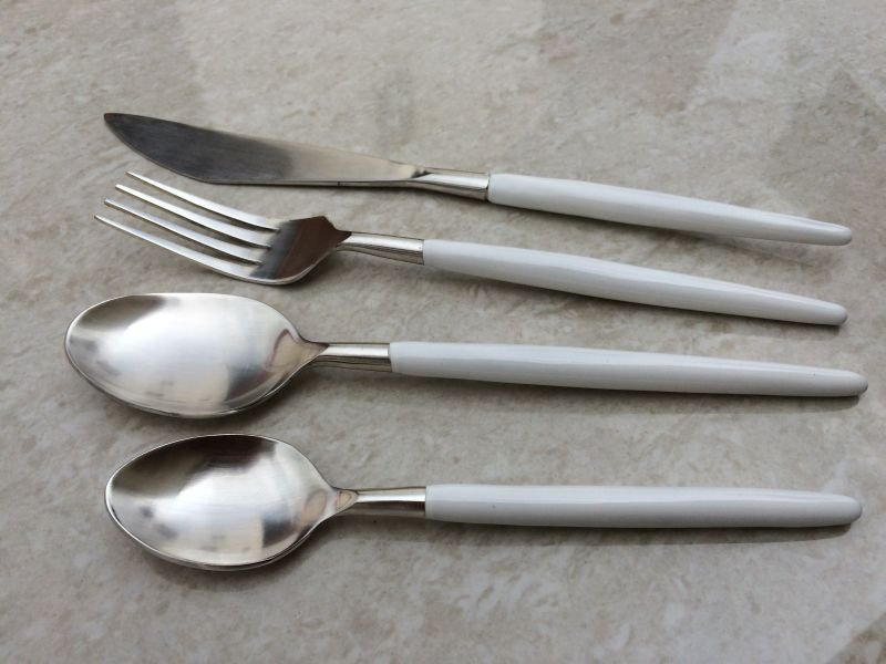 Cutlery Set 07