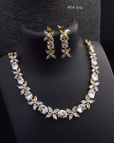 Ladies Fashionable Jewellery 03