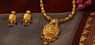 Artificial Necklace Set 03