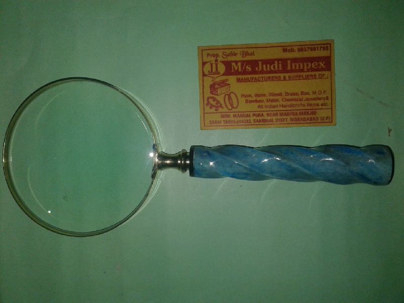 Antique Magnifying Glass 14