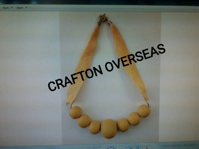 Resin Necklace 02