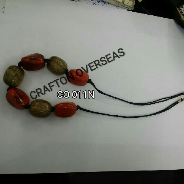 Resin Necklace 04