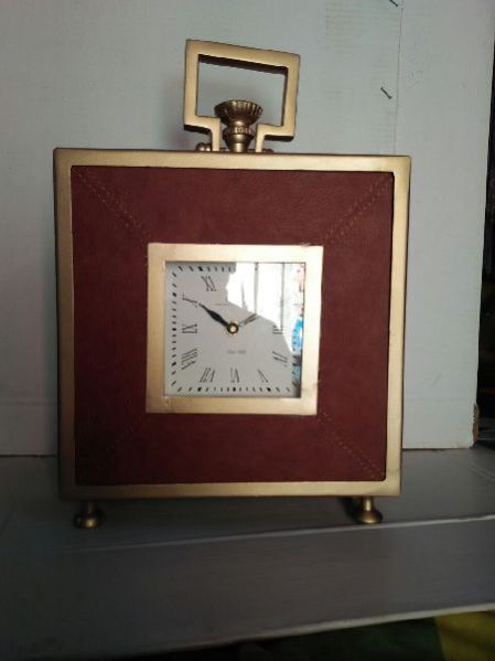 Decorative Table Clock 09