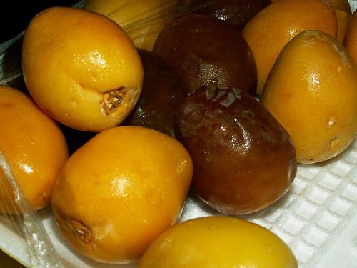 Fresh Yellow Barhi Dates 02