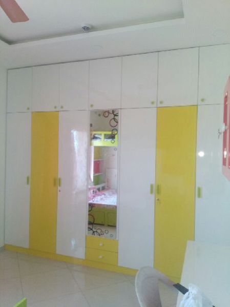 Modular Wall Fixing Almirah 05