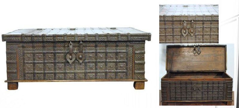 IAE-RF507 Antique Trunk