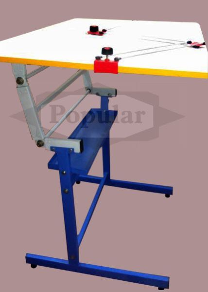 Drafting Table 01