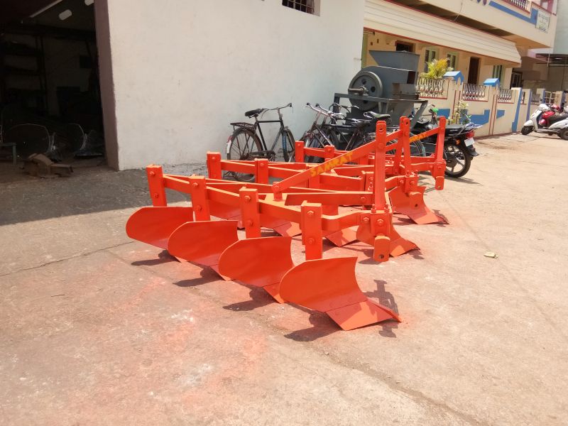 Four Disc Mouldboard Plough 03