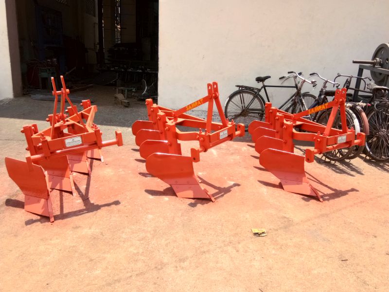 Four Disc Mouldboard Plough 06