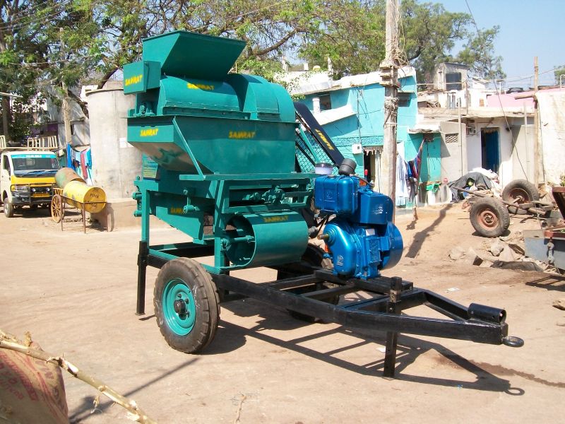 Multi Crop Thresher 03