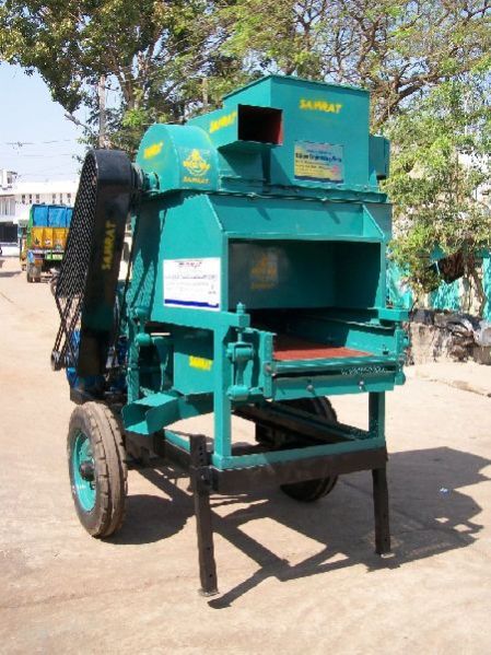 Multi Crop Thresher 04