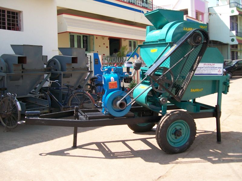 Multi Crop Thresher 06