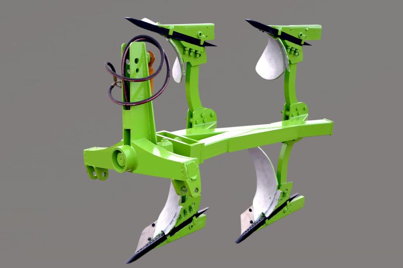 Reversible Hydraulic Mouldboard Plough 02
