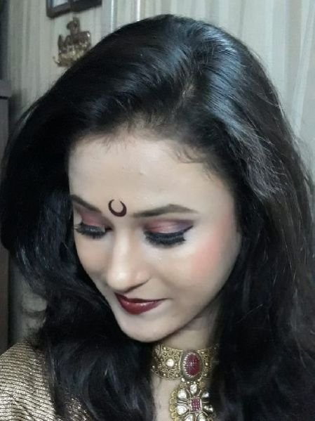 Professional Makeup Services 02