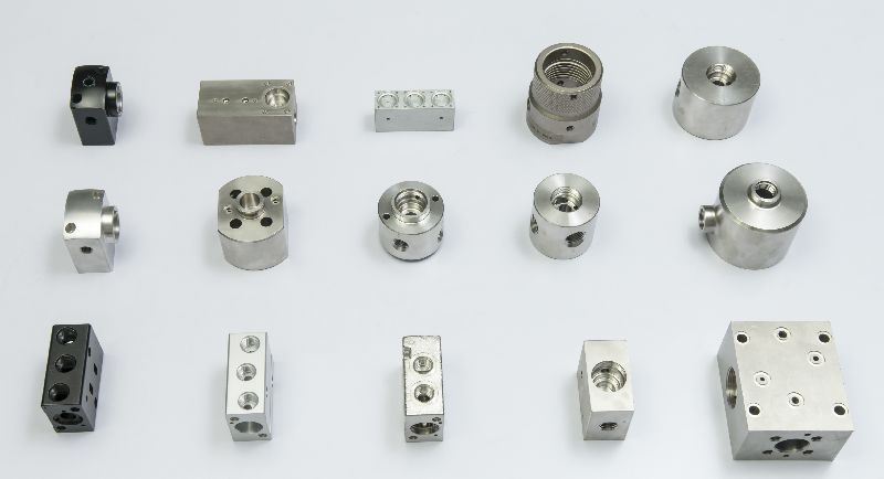 Forged Manifold Fitting 02