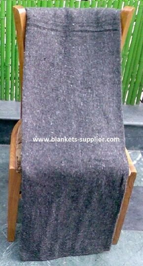 Synthetic Emergency Aid Relief Blankets