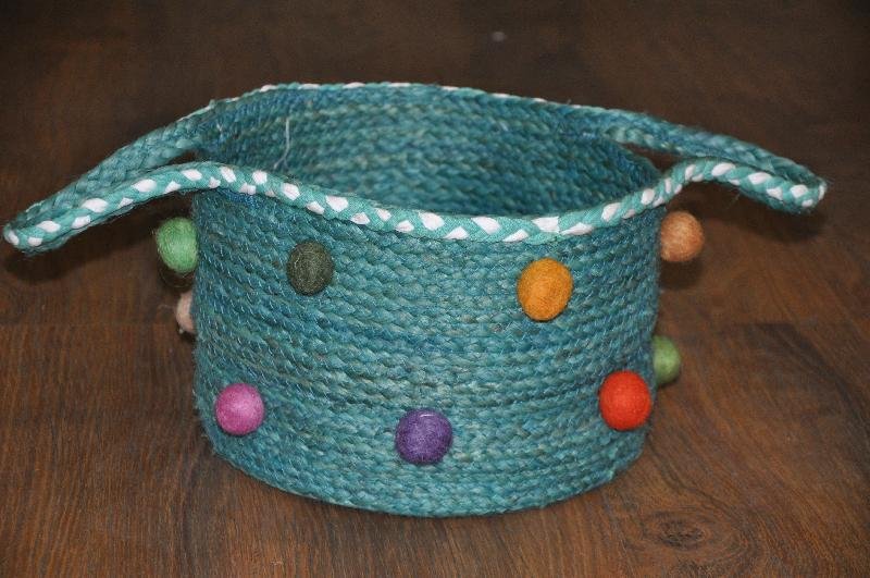 AW-Jute Braided Basket with Pom Pom -118