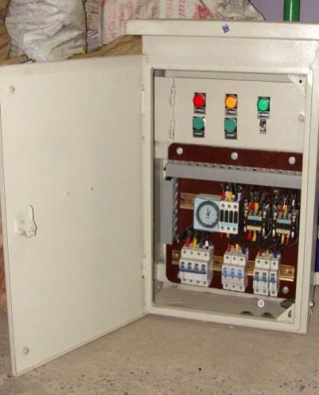 Plastic Cutting Machine Panel