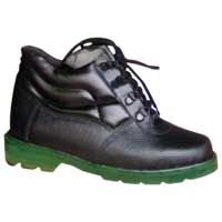 Nitrile Safety Shoes 01
