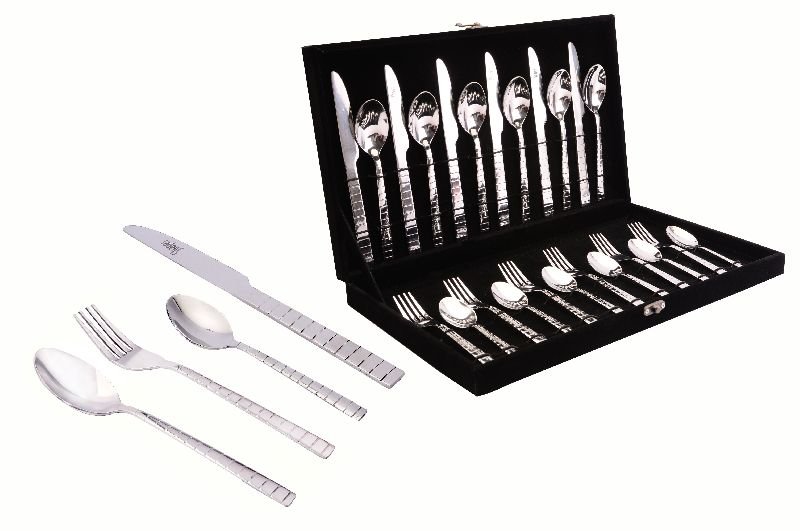 Cutlery Set 05