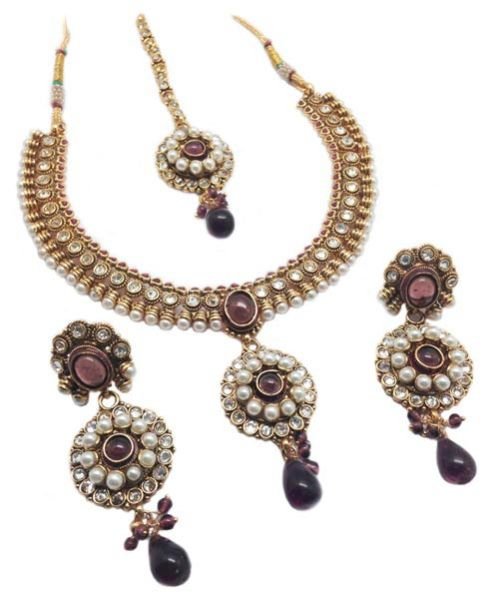 Kundan Necklace Set