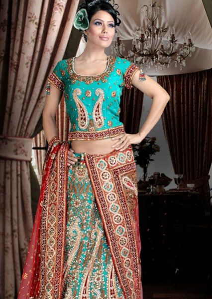 Hand Embroidered Chaniya Choli