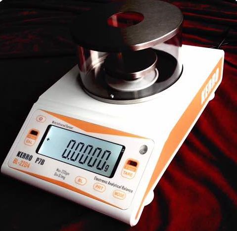 Weighing Scale 02