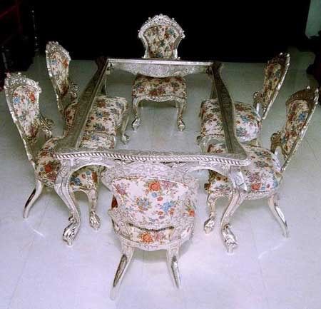 Wooden Dining Table Set 01