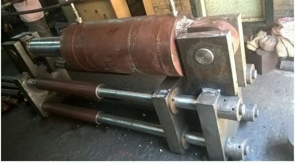 Hydraulic Cylinder 02
